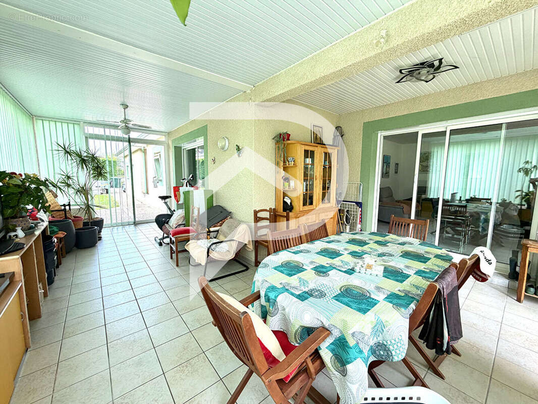 Maison à LAHOURCADE