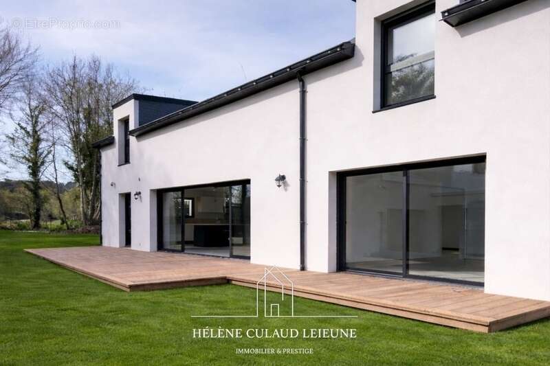 Maison à MEUCON