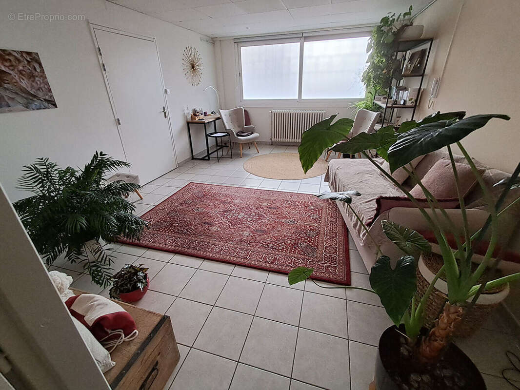 Appartement à VARILHES