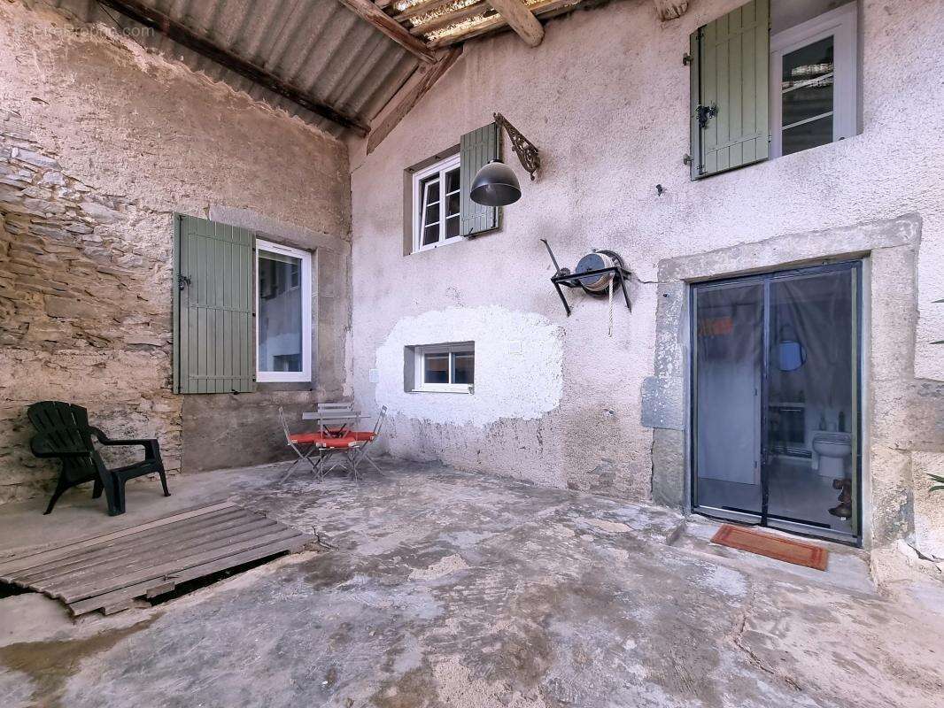 Maison à CESSERAS