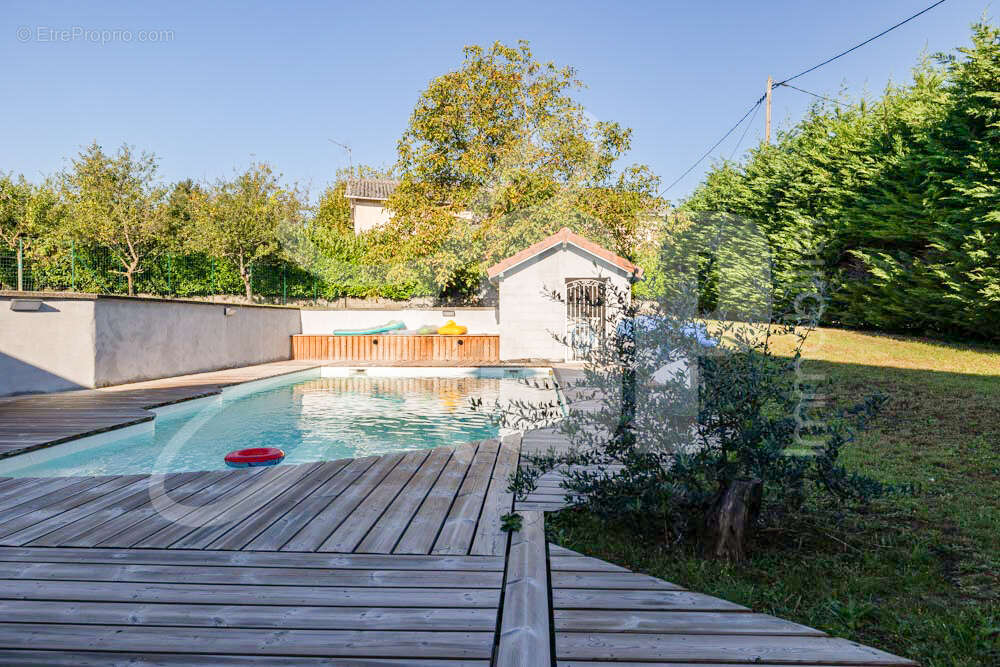 Villa individuelle - Maison à BEAUCROISSANT