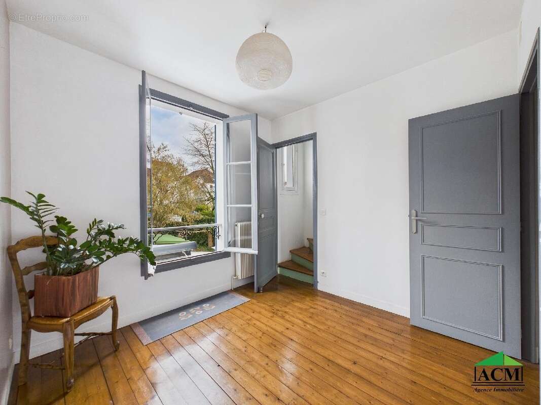 Maison 69 m² à Taverny  - photo 6