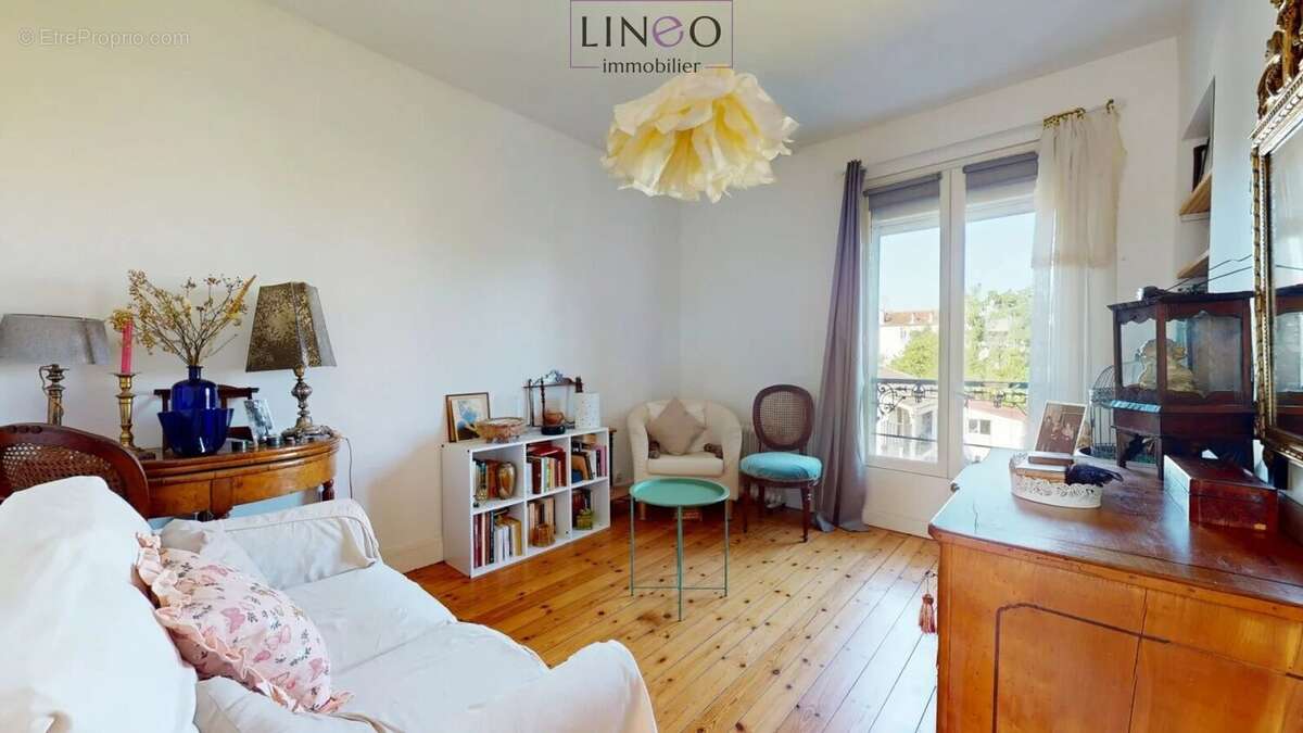Appartement à CHOISY-LE-ROI
