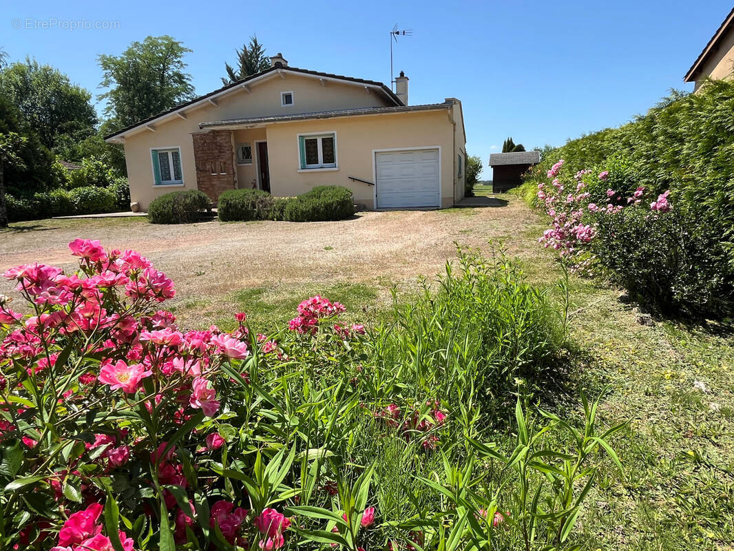 Maison à CUISERY