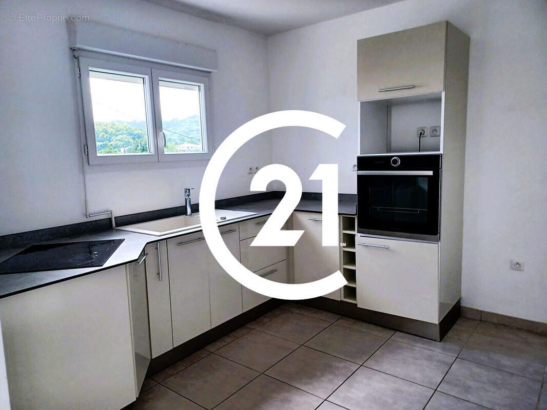 Appartement à LE ROBERT