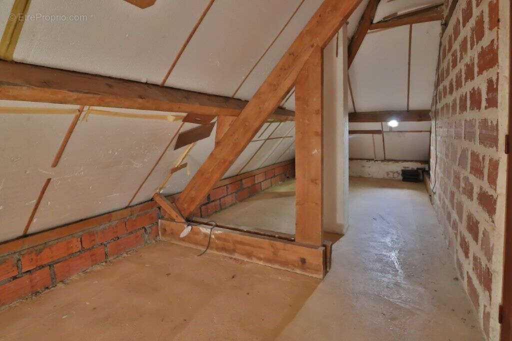 Maison 136 m² à Chamarande  - photo 8