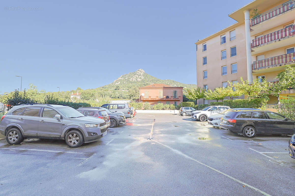 Appartement à HYERES