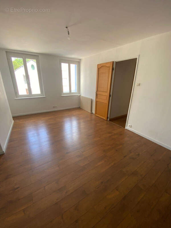 Maison à LILLEBONNE