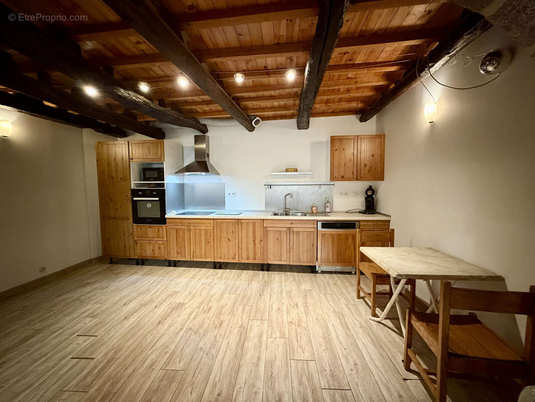 Maison à SAINT-QUENTIN-LA-POTERIE