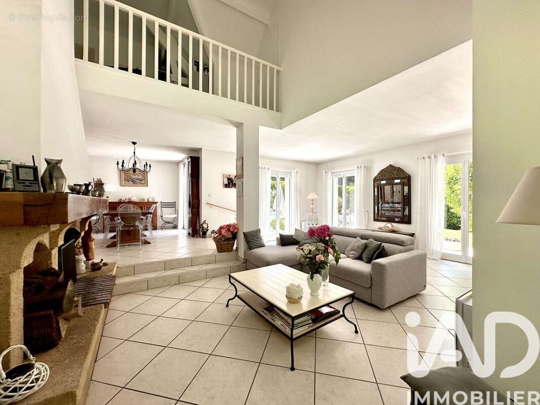 Photo 8 - Maison à FEROLLES-ATTILLY