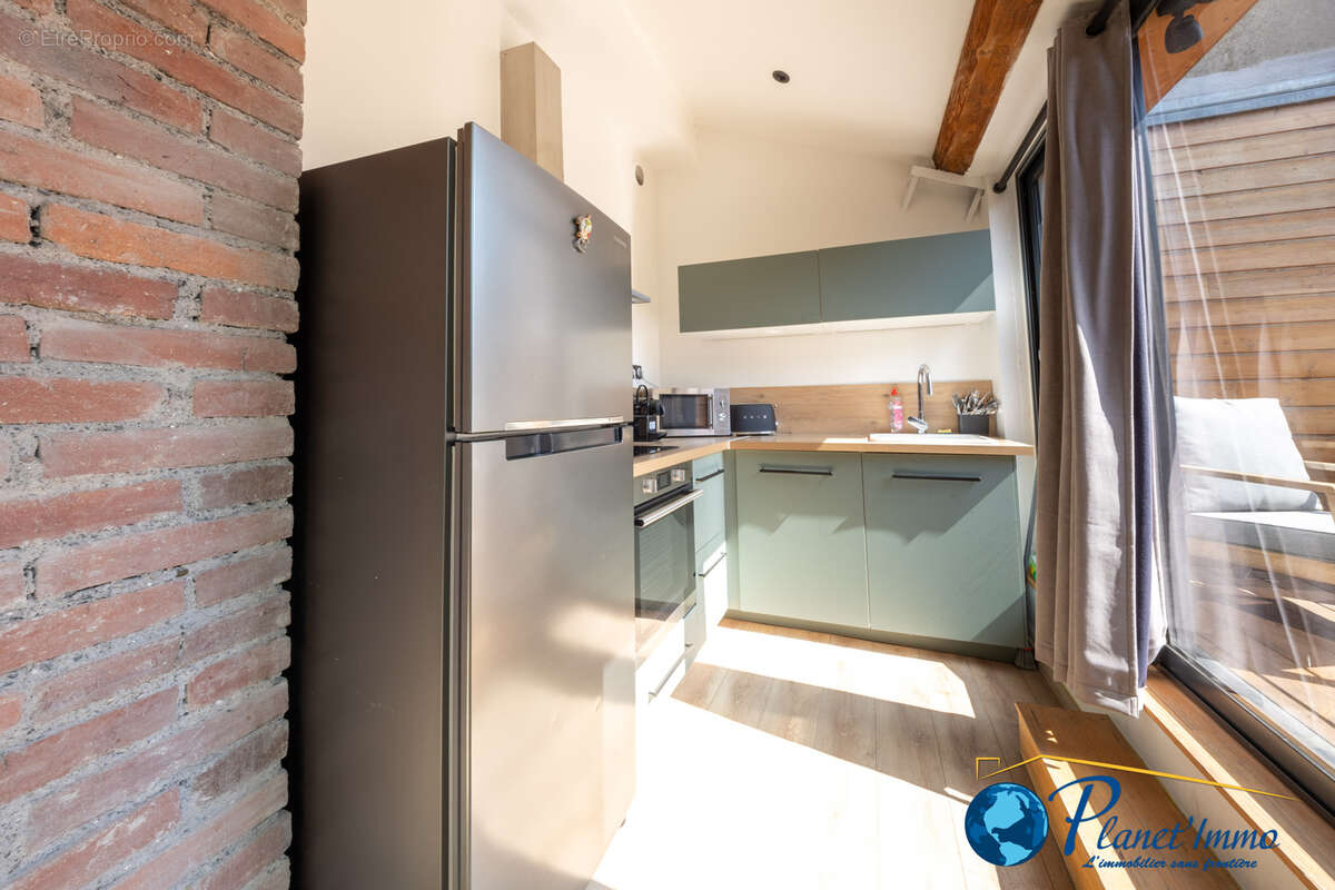 Appartement à SAINT-GENEST-LERPT