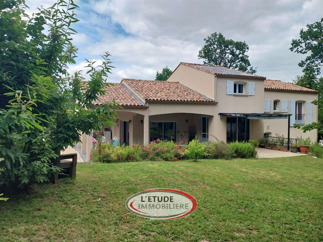 Photo 2 - Maison à SAINTE-PAZANNE