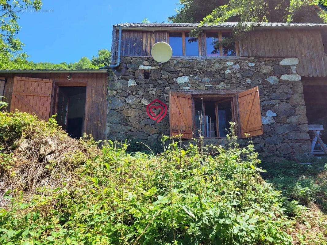 Maison à MASSAT