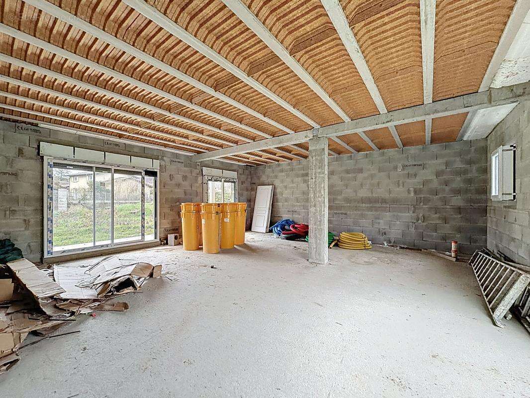 Maison à LOIRE-SUR-RHONE