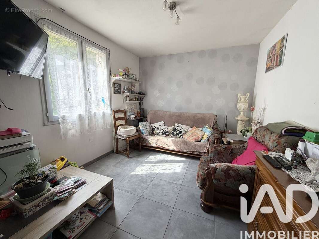 Photo 4 - Maison à POLMINHAC