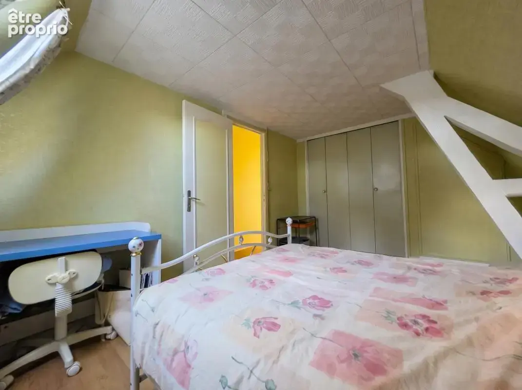 Maison individuelle avec atelier, dépendances et jardin clos - photo 16