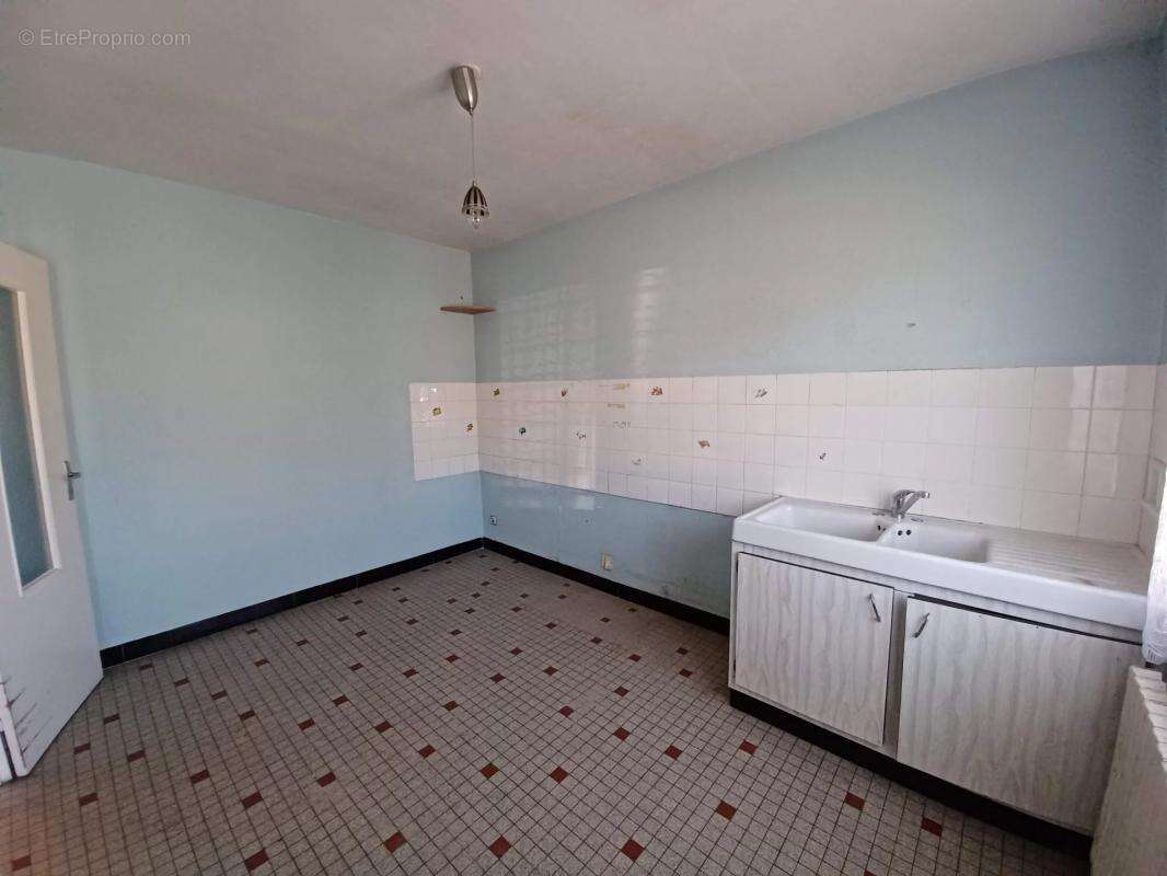 Maison à CARHAIX-PLOUGUER