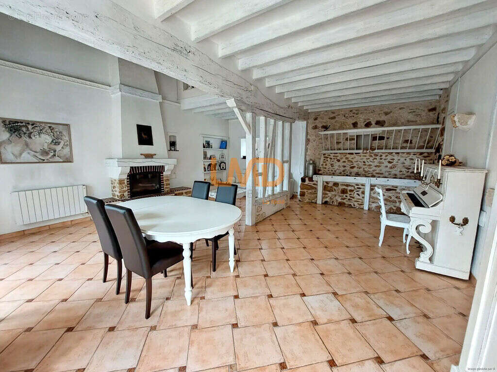 Maison 185 m² habitables sur plus de1600 m² - photo 2