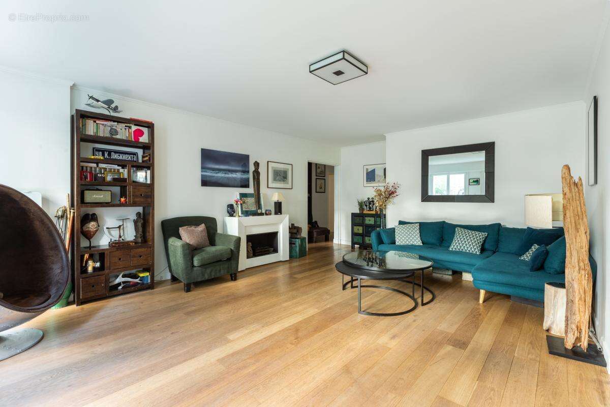 Appartement à LEVALLOIS-PERRET