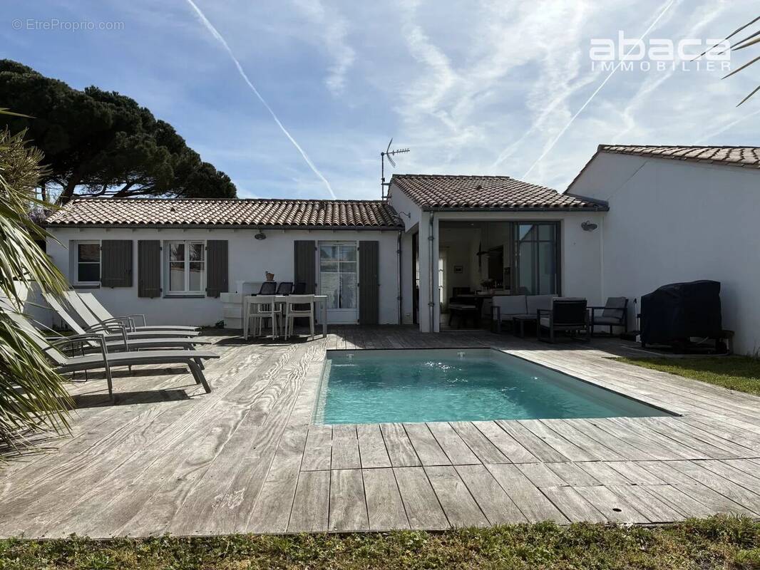 Maison à LE BOIS-PLAGE-EN-RE
