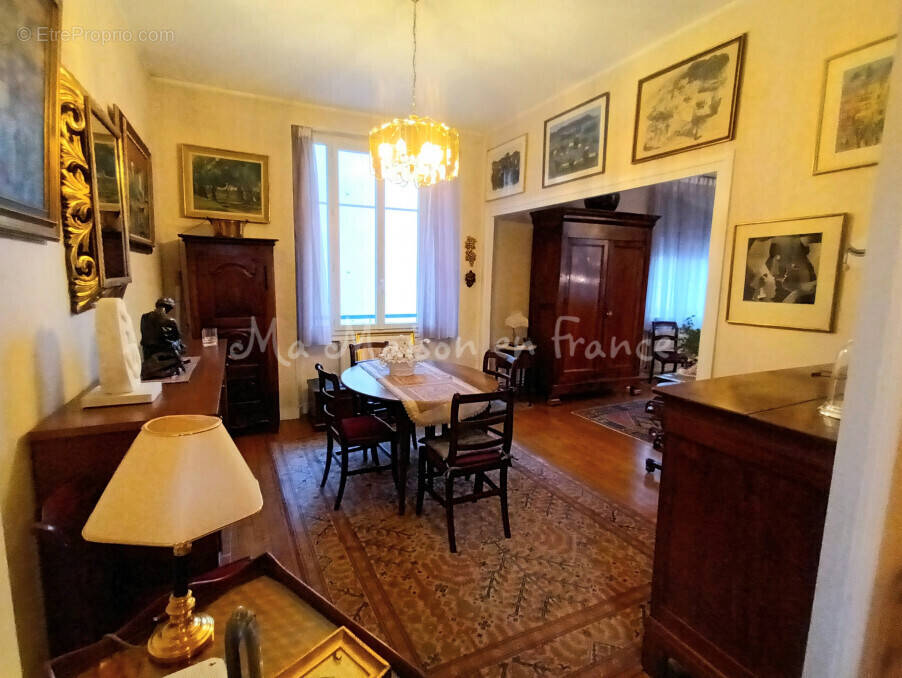 Appartement à VICHY