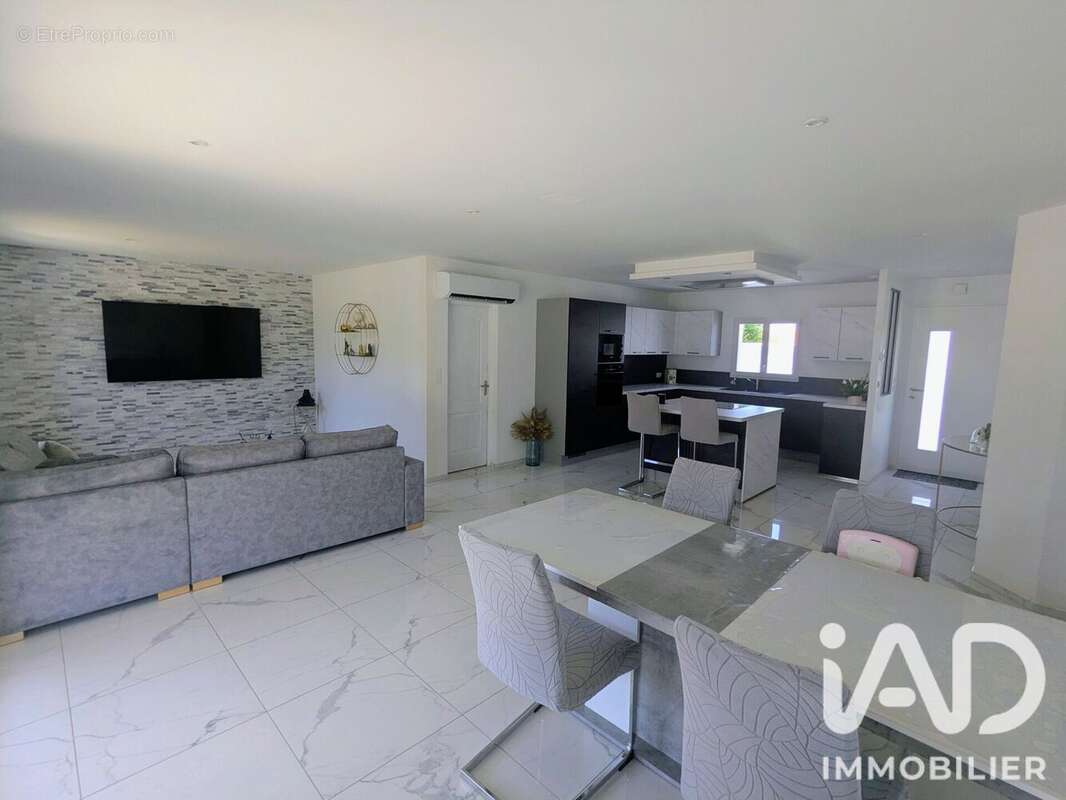 Photo 2 - Maison à CIRE-D'AUNIS