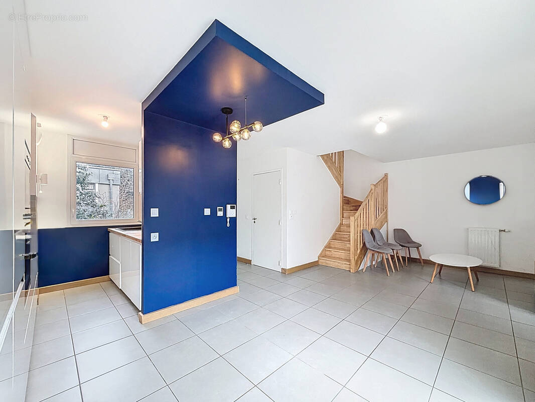 Maison à VILLEURBANNE