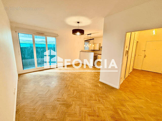 Appartement à ASNIERES-SUR-SEINE