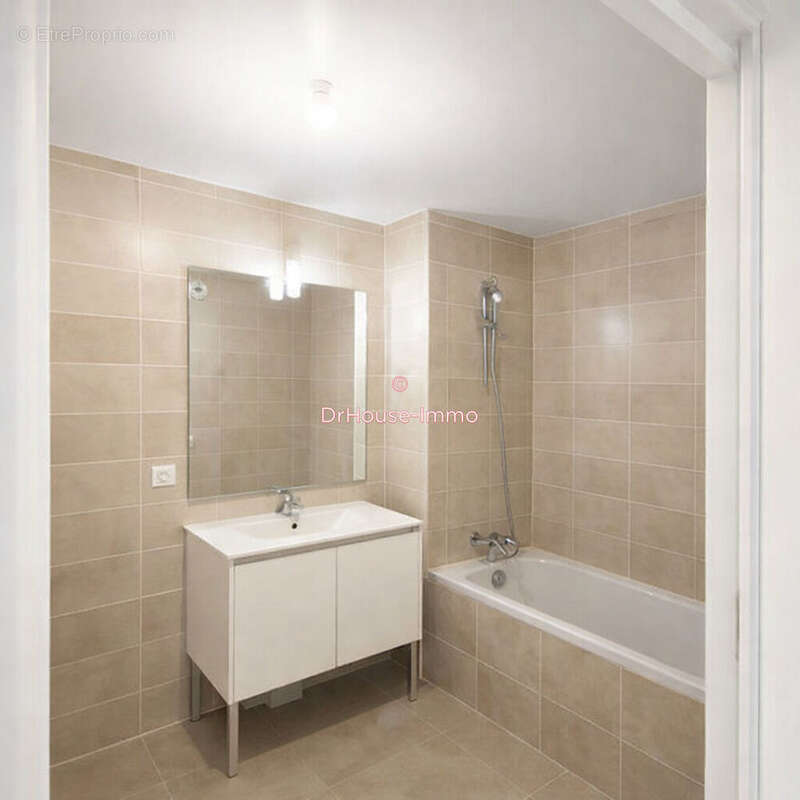 Appartement à BEAUSOLEIL