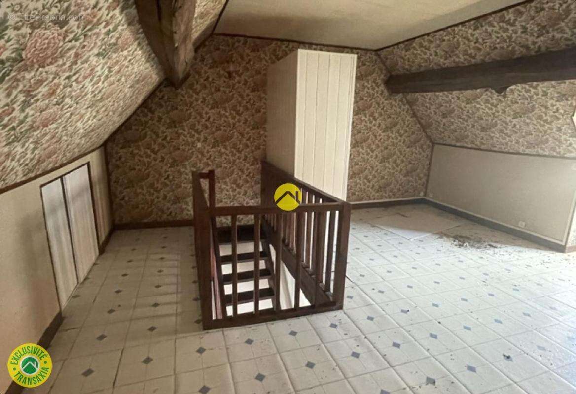 Maison à CHATEAUNEUF-SUR-CHER