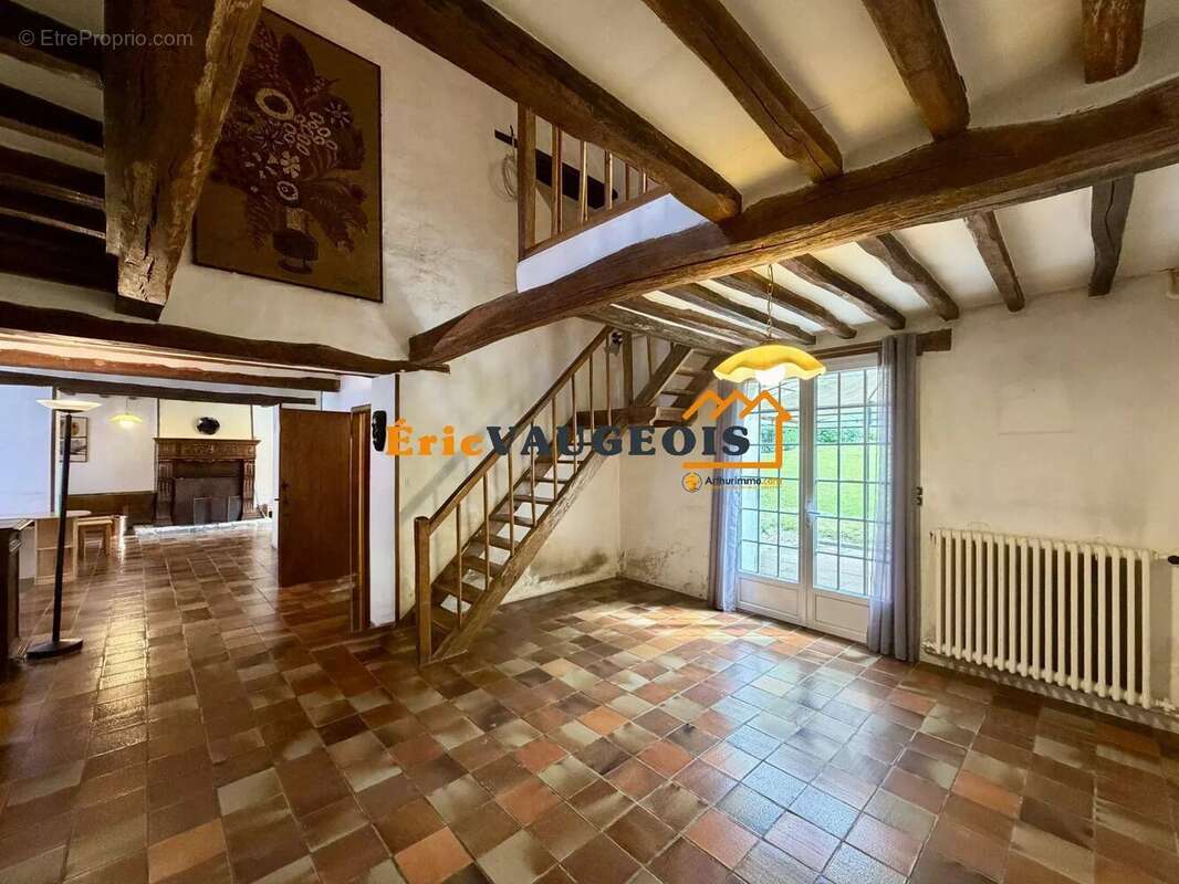 Maison à COULOMMIERS