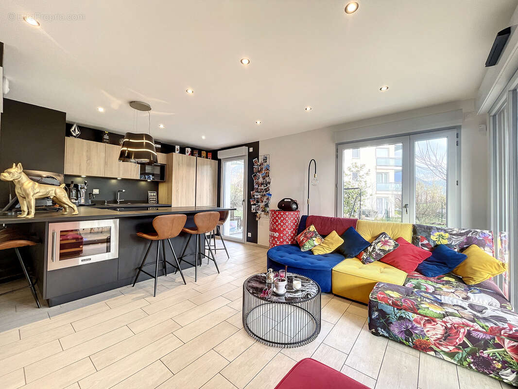 Appartement à BASSENS