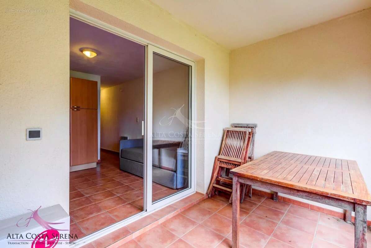 Appartement à LINGUIZZETTA