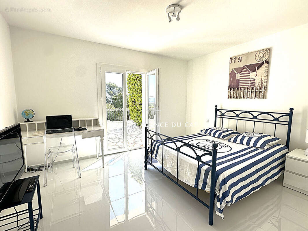 Maison à FREJUS