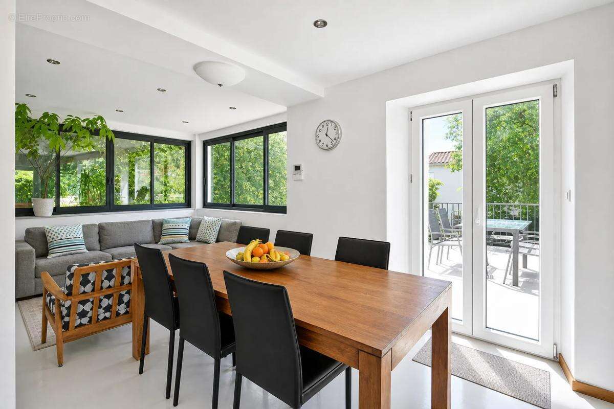 Maison de 7 pièces de 171 m² à Bagnols-sur-Cèze - photo 10