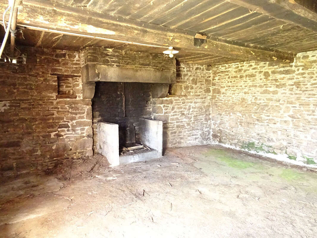 Maison à LE FRESNE-PORET