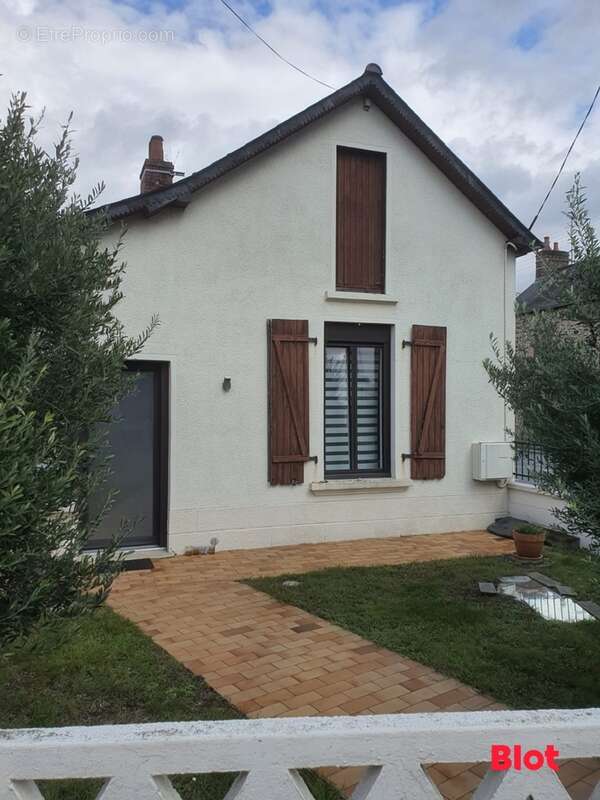 Maison à LA GUERCHE-DE-BRETAGNE