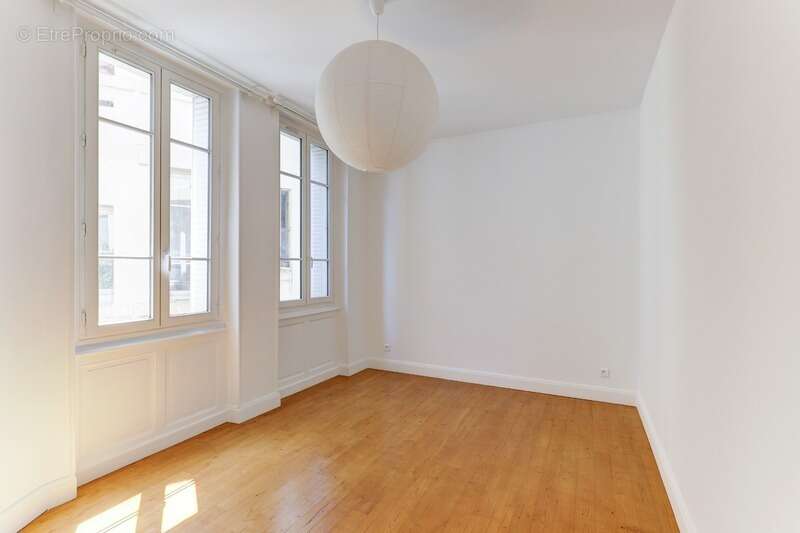 Appartement familial de caractère de 107,69 m² – 4 pièces – Clermont-Ferrand (63) – Secteur Massillon - photo 13