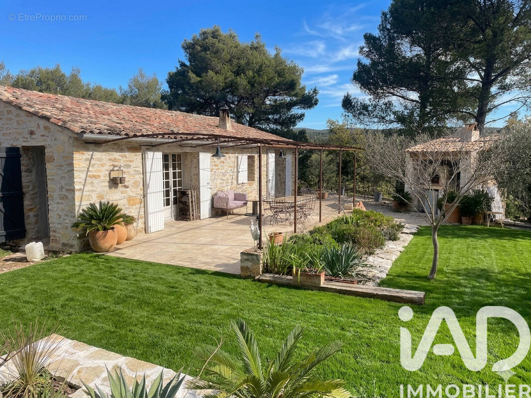 Photo 1 - Maison à LE BEAUSSET