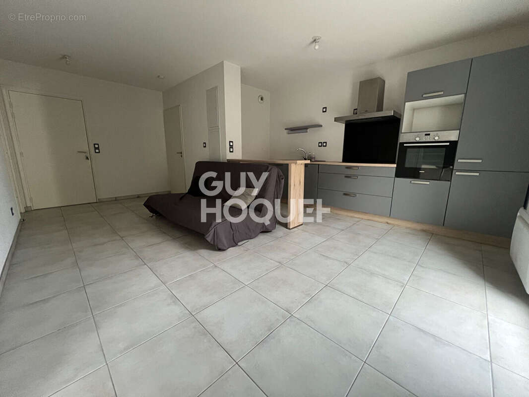 Appartement à JUVIGNAC