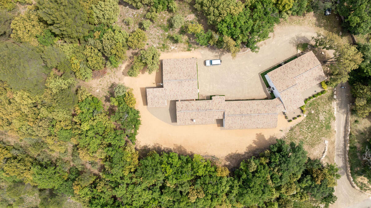 Maison à BAUDINARD-SUR-VERDON