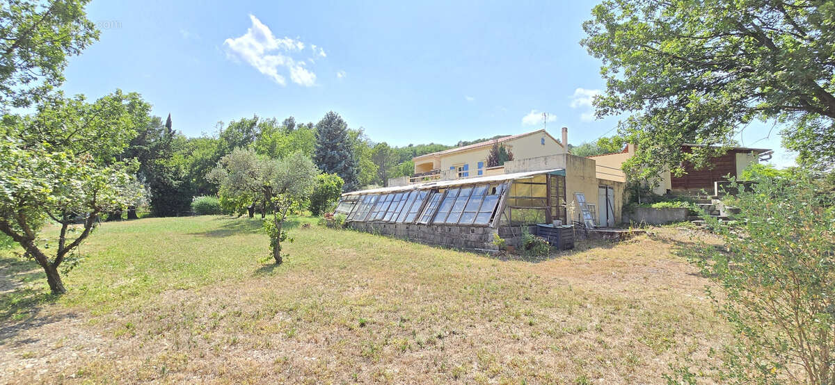 Maison à FIGANIERES