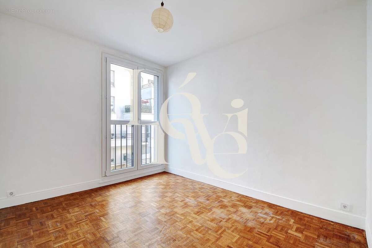Appartement à IVRY-SUR-SEINE