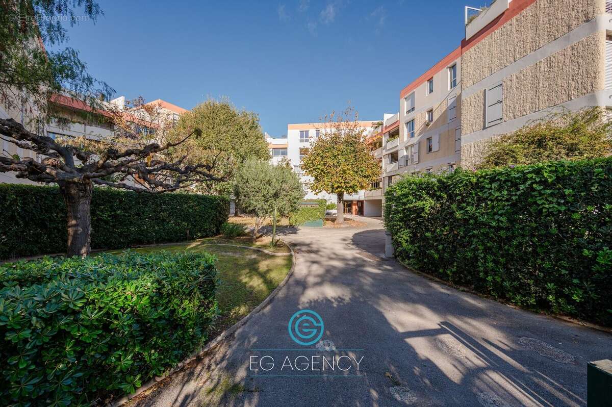 Appartement à MARSEILLE-8E