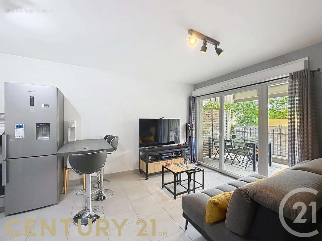 Appartement à SATHONAY-CAMP