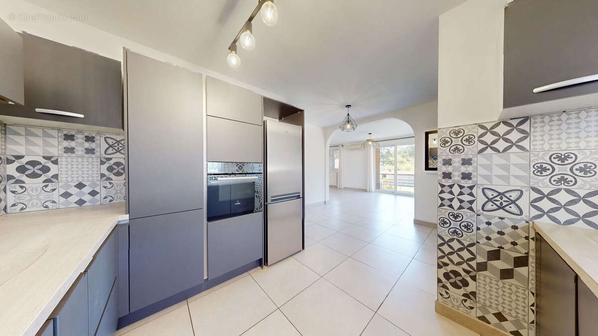 Appartement à SEYSSINET-PARISET