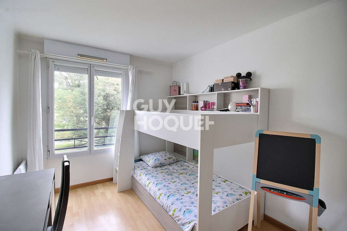 Appartement à EPINAY-SUR-SEINE