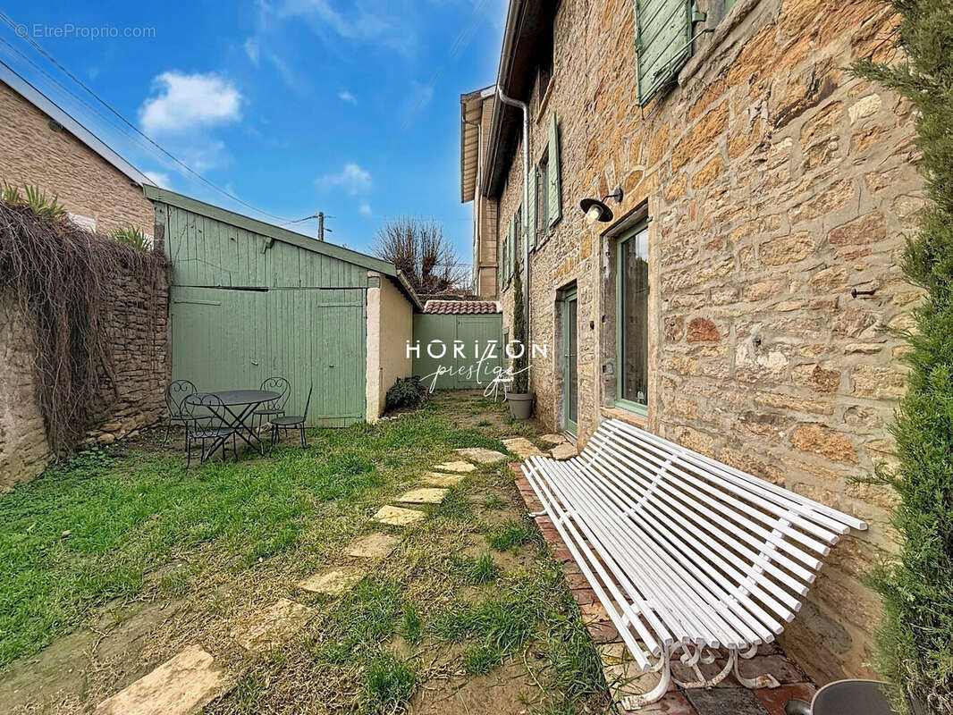 Maison à SAINT-DIDIER-AU-MONT-D'OR