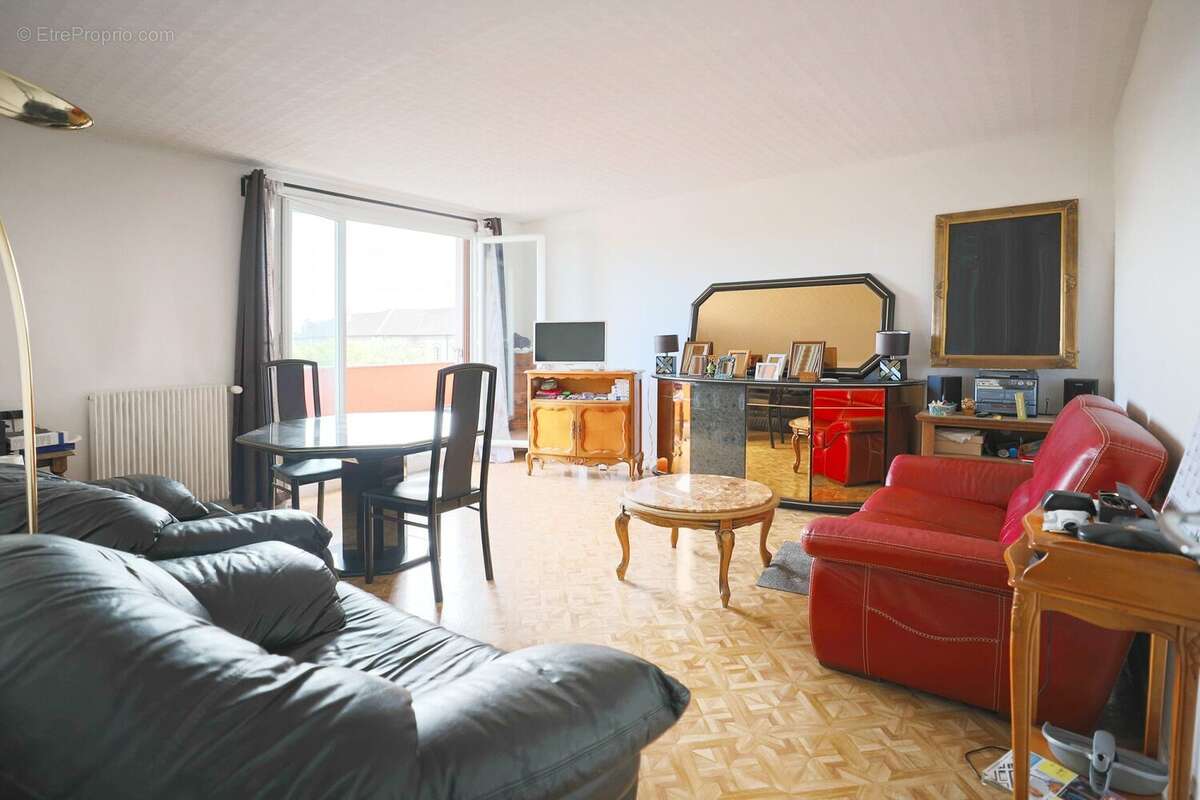 Appartement à AUBERVILLIERS