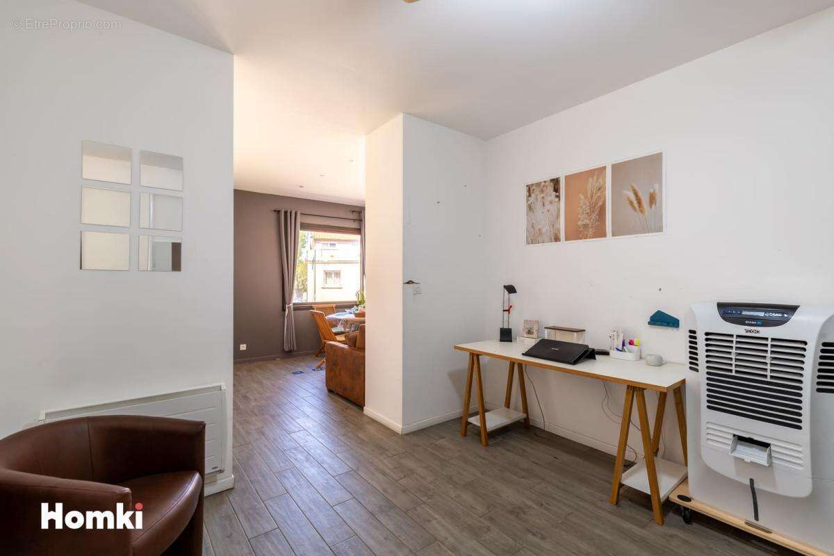 Appartement T4 de 97 m2 à Narbonne 11100, Avenue des Cévennes - photo 6